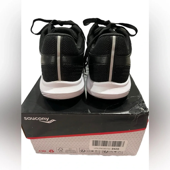NIB Saucony Men’s Cohesion 17 Black Athletic Shoes in size 11 - Picture 6 of 9